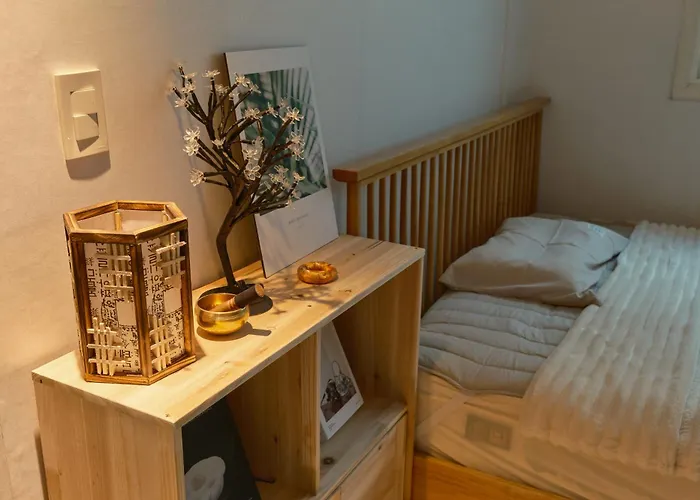 Appartement Plantree Filled With The Charm Of The East And The Atmosphere Of The West