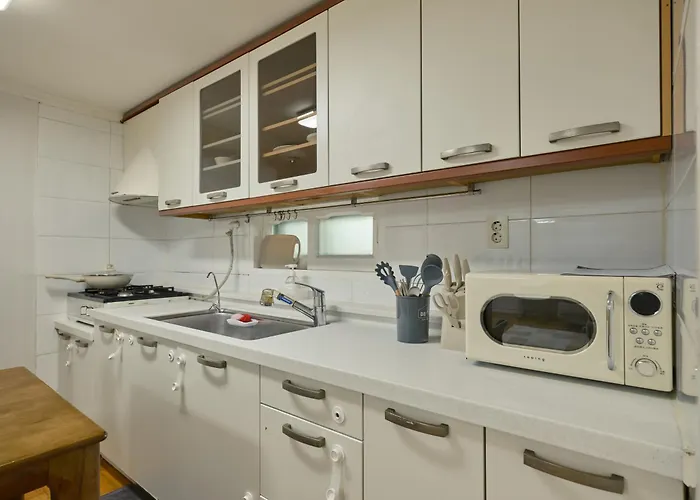 Plantree Filled With The Charm Of The East And The Atmosphere Of The West Appartement *