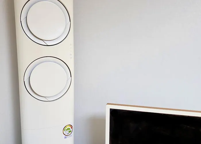 Appartement Plantree Filled With The Charm Of The East And The Atmosphere Of The West *